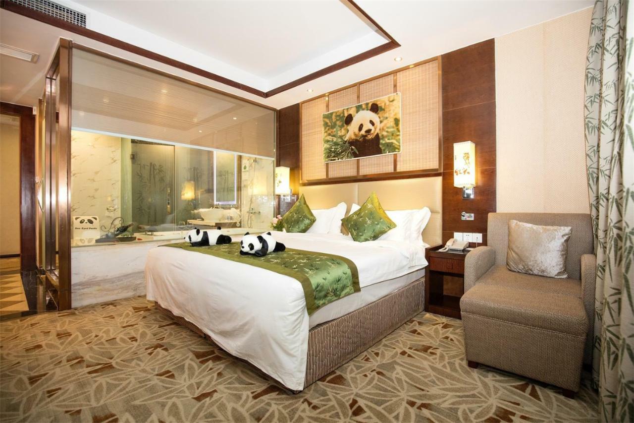 Chengdu Panda Prince Culture Hotel Bagian luar foto