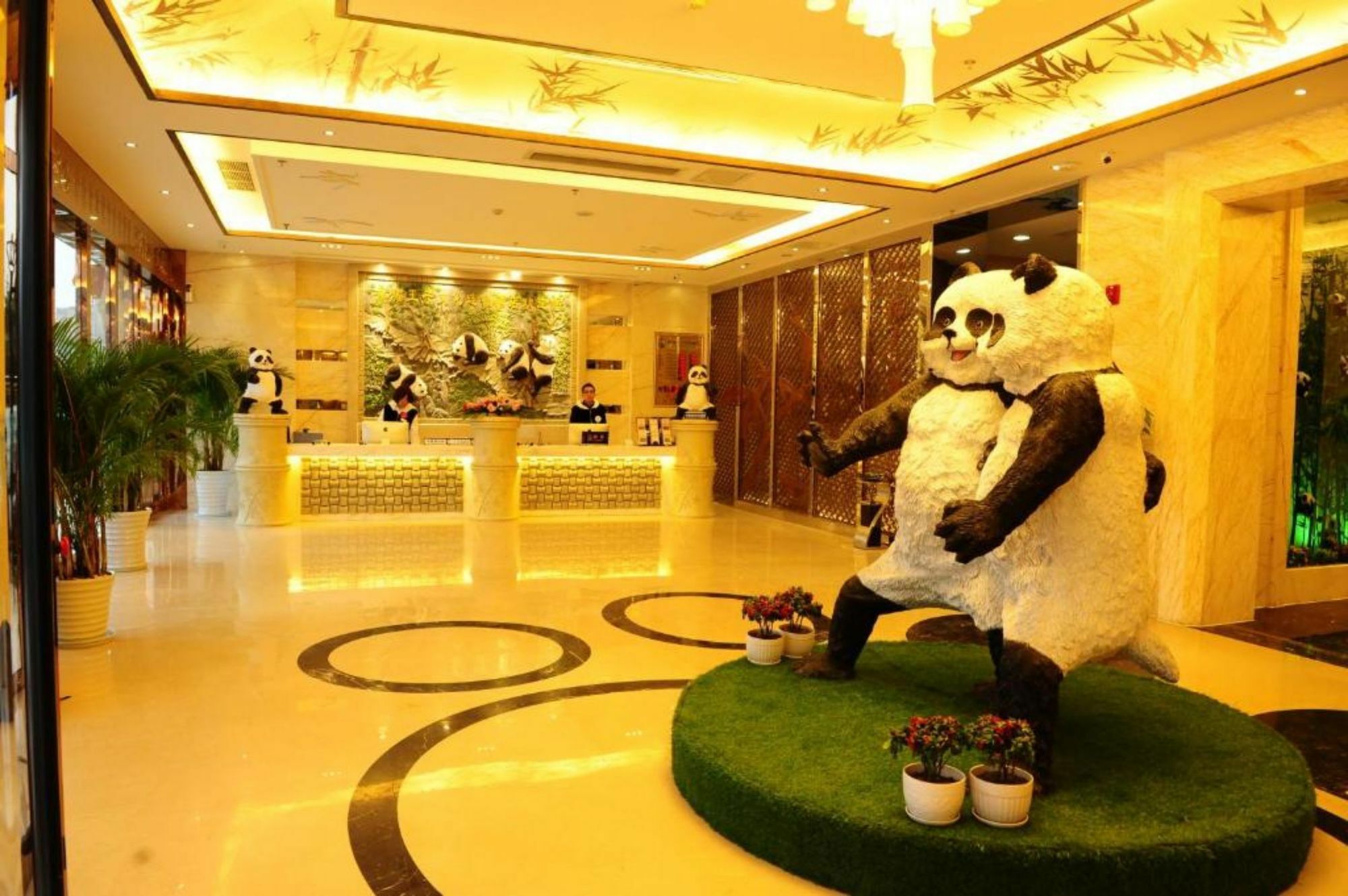 Chengdu Panda Prince Culture Hotel Bagian luar foto